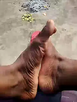 Snapshot of bigh96dik chatting on 01-02-25, 05:57 bigh96dik online show from 01-02-25, 05:57