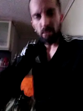 Snapshot of DespisedStallion chatting on 11-30-25, 04:05 DespisedStallion online show from 11-30-25, 04:05