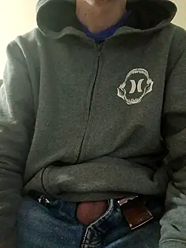 Snapshot of DespisedStallion chatting on 12-01-25, 08:52 DespisedStallion online show from 12-01-25, 08:52