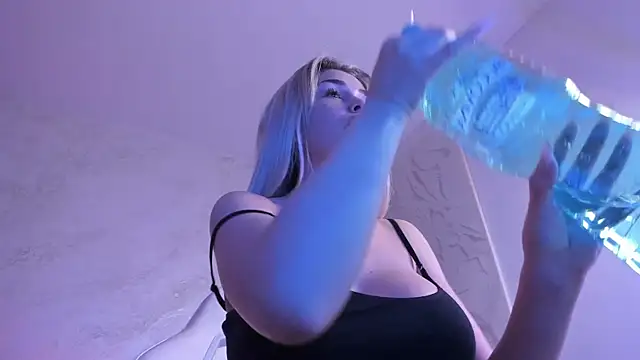 lissababe1 online show from 05-30-26, 01:46