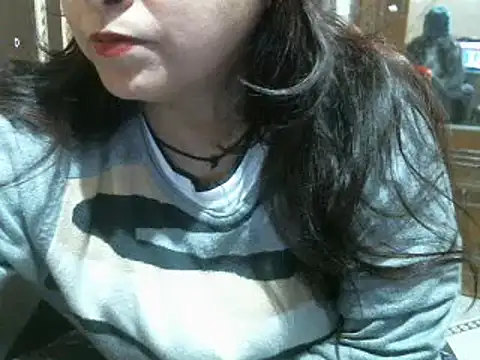 Snapshot of UrsMansi chatting on 12-12-24, 07:30 UrsMansi online show from 12-12-24, 07:30