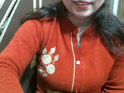 Snapshot of UrsMansi chatting on 01-19-25, 10:28 UrsMansi online show from 01-19-25, 10:28