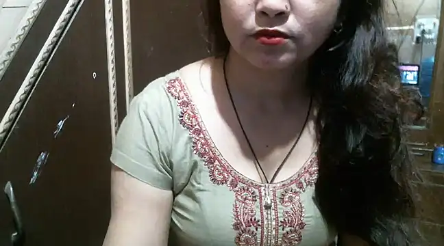 Snapshot of UrsMansi chatting on 03-16-25, 01:38 UrsMansi online show from 03-16-25, 01:38