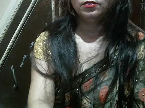 Snapshot of UrsMansi chatting on 09-24-25, 05:22 UrsMansi online show from 09-24-25, 05:22