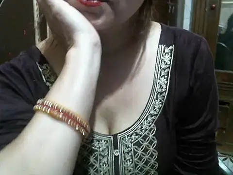 UrsMansi online show from 04-06-26, 03:59