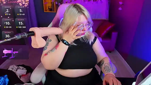 Yoki Shizuko online show from 03-05-26, 07:04