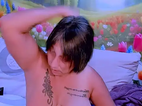 indianroxy online show from 11-13-25, 05:50