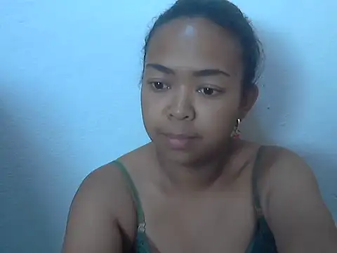 Snapshot of milkboobsgirl chatting on 07-15-26, 04:40 milkboobsgirl online show from 07-15-26, 04:40