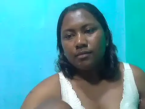 cutybigass online show from 10-06-25, 06:27