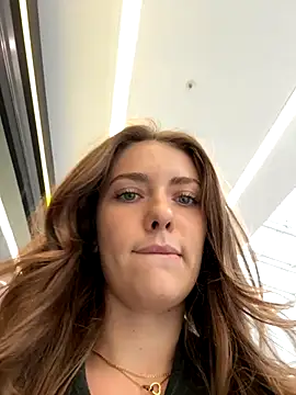 MariiD online show from 10-22-25, 09:09