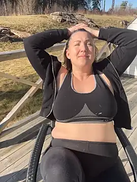 Snapshot of Anna_Alexa chatting on 03-07-25, 10:56 Anna Alexa online show from 03-07-25, 10:56