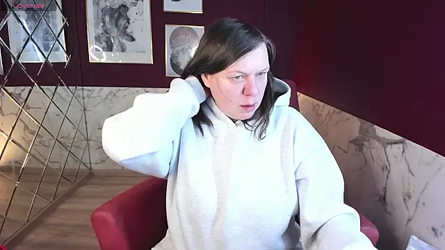 KellyPerfection online show from 02-04-26, 05:24