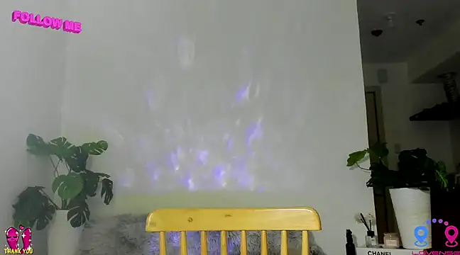 Snapshot of hottycrishina chatting on 02-01-25, 02:26 hottycrishina online show from 02-01-25, 02:26