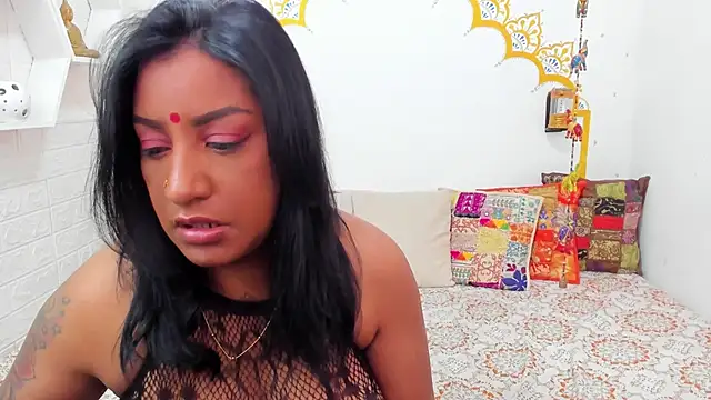 LadyNahir online show from 09-11-25, 11:10