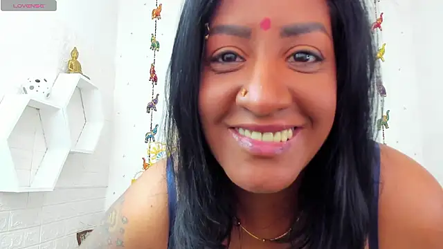 LadyNahir online show from 02-25-26, 04:22