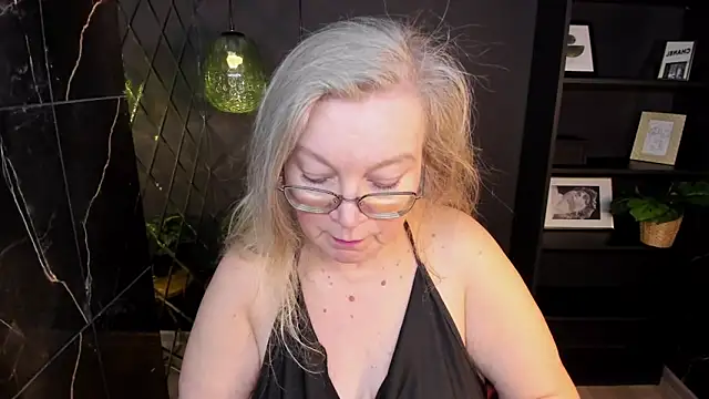 NataliMellow online show from 02-08-26, 01:14