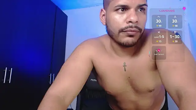 Snapshot of starguy_28 chatting on 03-04-25, 03:55 starguy 28 online show from 03-04-25, 03:55