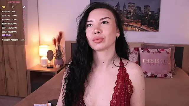 Snapshot of Leila__Sweet chatting on 04-24-26, 05:32 Leila Sweet online show from 04-24-26, 05:32
