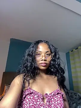 Snapshot of naya86 chatting on 07-14-26, 02:45 naya86 online show from 07-14-26, 02:45
