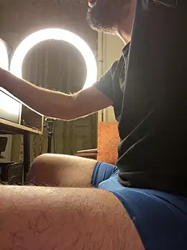 Snapshot of MarkReeds chatting on 02-03-25, 03:59 MarkReeds online show from 02-03-25, 03:59