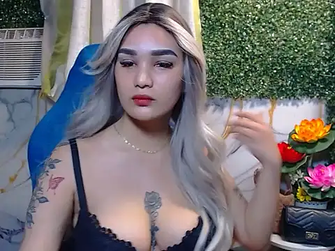 NicoleLopezx online show from 12-05-25, 05:27