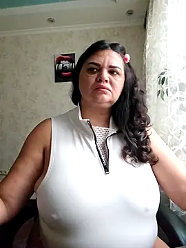 Snapshot of littleRikka chatting on 10-10-25, 08:24 littleRikka online show from 10-10-25, 08:24