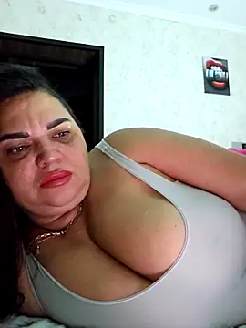 littleRikka online show from 12-21-25, 10:44