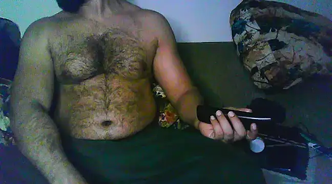 Snapshot of Vbestshow chatting on 02-20-25, 06:35 Vbestshow online show from 02-20-25, 06:35