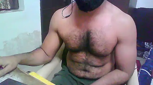 Snapshot of Vbestshow chatting on 03-04-25, 11:19 Vbestshow online show from 03-04-25, 11:19