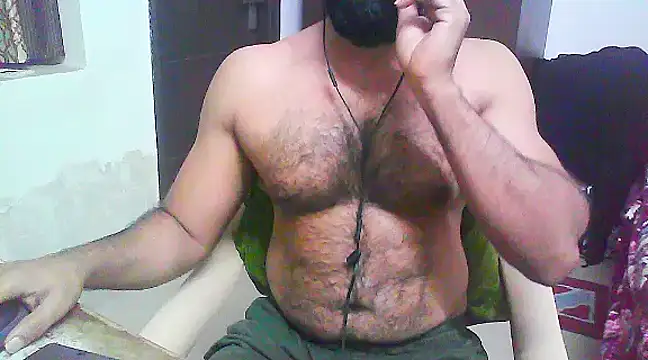 Snapshot of Vbestshow chatting on 03-06-25, 11:36 Vbestshow online show from 03-06-25, 11:36