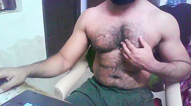Snapshot of Vbestshow chatting on 03-11-25, 12:06 Vbestshow online show from 03-11-25, 12:06