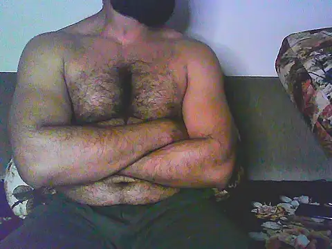 Snapshot of Vbestshow chatting on 03-18-25, 10:04 Vbestshow online show from 03-18-25, 10:04