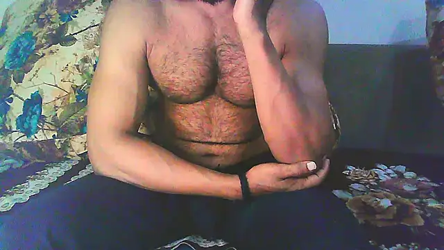 Snapshot of Vbestshow chatting on 10-15-25, 07:08 Vbestshow online show from 10-15-25, 07:08