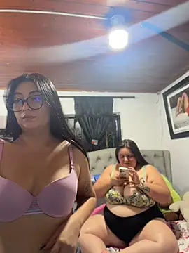Snapshot of samybenson chatting on 06-20-26, 04:21 samybenson online show from 06-20-26, 04:21