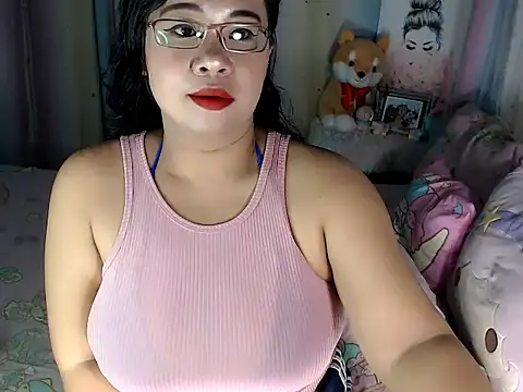 hersheykisses07 online show from 11-19-25, 03:28