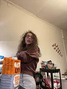 Snapshot of ladyturtle chatting on 03-20-26, 10:14 ladyturtle online show from 03-20-26, 10:14