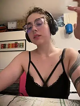 ladyturtle online show from 07-21-26, 10:01
