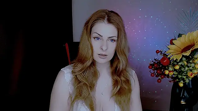 Snapshot of Eleonores chatting on 05-15-26, 05:14 Eleonores online show from 05-15-26, 05:14