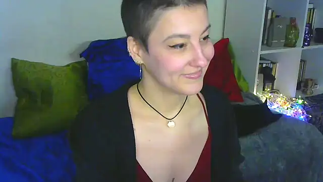 Snapshot of MartaBounty chatting on 11-28-25, 07:16 MartaBounty online show from 11-28-25, 07:16