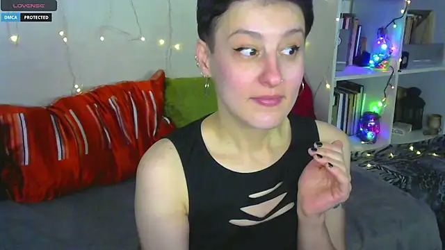 Snapshot of MartaBounty chatting on 02-05-26, 01:21 MartaBounty online show from 02-05-26, 01:21
