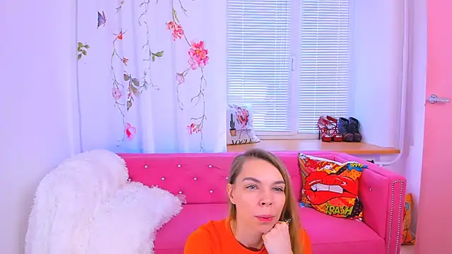 Snapshot of The_Deep_Passion chatting on 03-03-25, 08:27 The Deep Passion online show from 03-03-25, 08:27