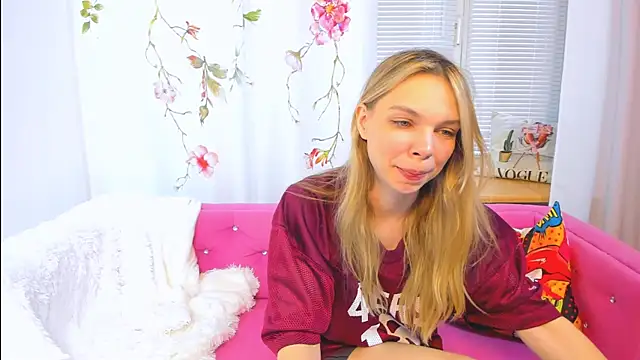 Snapshot of The_Deep_Passion chatting on 09-26-25, 01:37 The Deep Passion online show from 09-26-25, 01:37