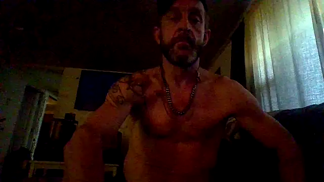 Snapshot of ThickDMatty@xh chatting on 03-15-25, 10:22 ThickDMattyxh online show from 03-15-25, 10:22