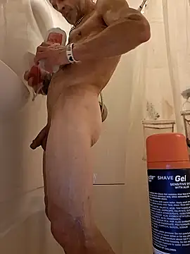 Snapshot of ThickDMatty@xh chatting on 11-02-25, 01:08 ThickDMattyxh online show from 11-02-25, 01:08