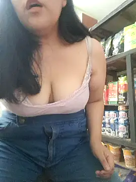 Snapshot of Kalani_Engel chatting on 03-21-25, 08:29 Kalani Engel online show from 03-21-25, 08:29