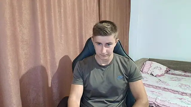 Todhorny9873 online show from 02-17-25, 05:25