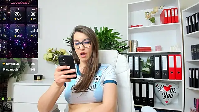 Snapshot of amayawest chatting on 01-30-25, 10:50 amayawest online show from 01-30-25, 10:50