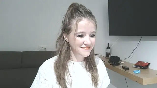 Neonstar online show from 04-06-26, 09:10