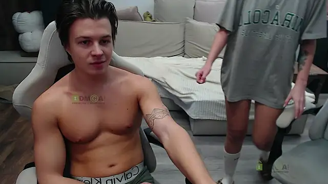 Sunny-Girl1 online show from 11-20-25, 08:03