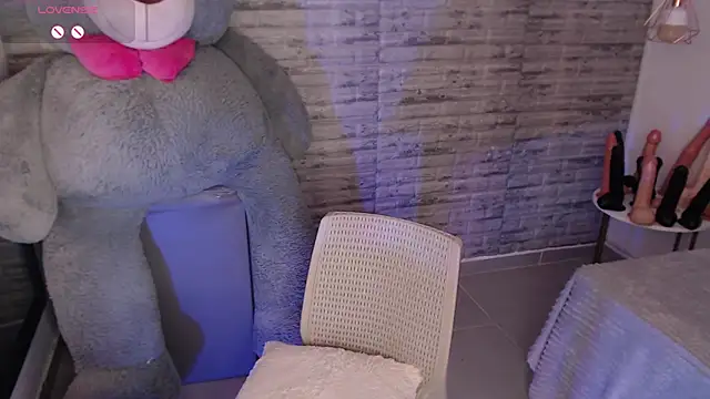 TinnaCobb online show from 03-15-26, 10:43